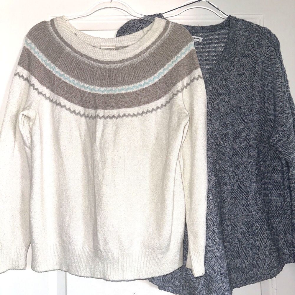 2 SONOMA & St. Johns Sweater Lot Womens L Blue Beige Knit Crew V Neck Pullover